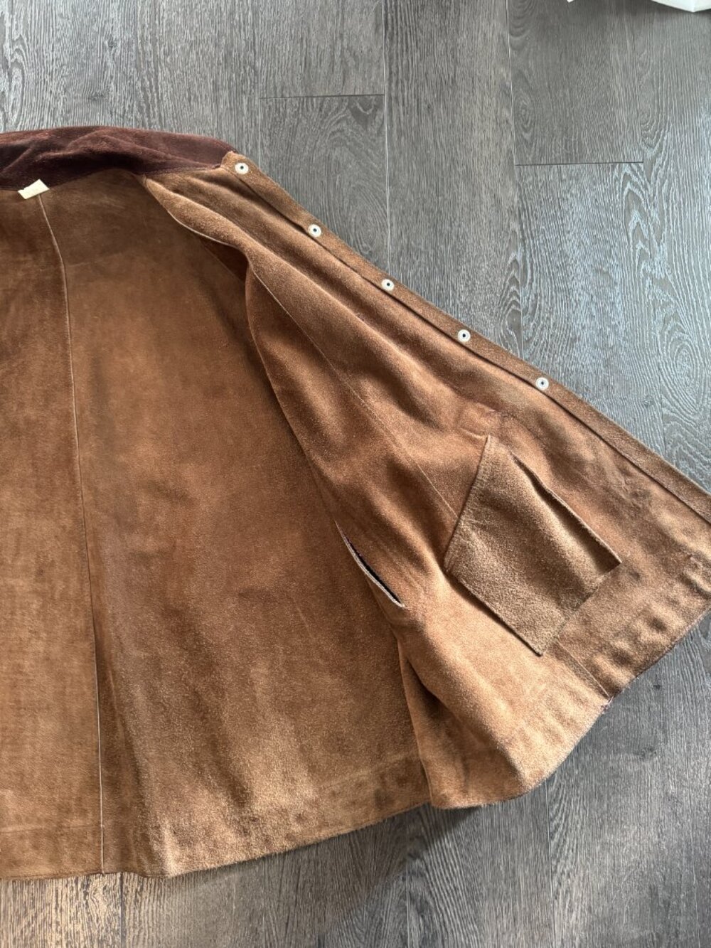 VINTAGE SUEDE CAPE PONCHO SIZE XS-S PREOWNED - Picture 14 of 16